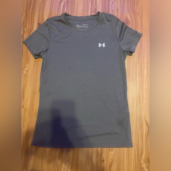 Under Armour Women's Charcoal Short Sleeve Tee - Picture 1 of 3